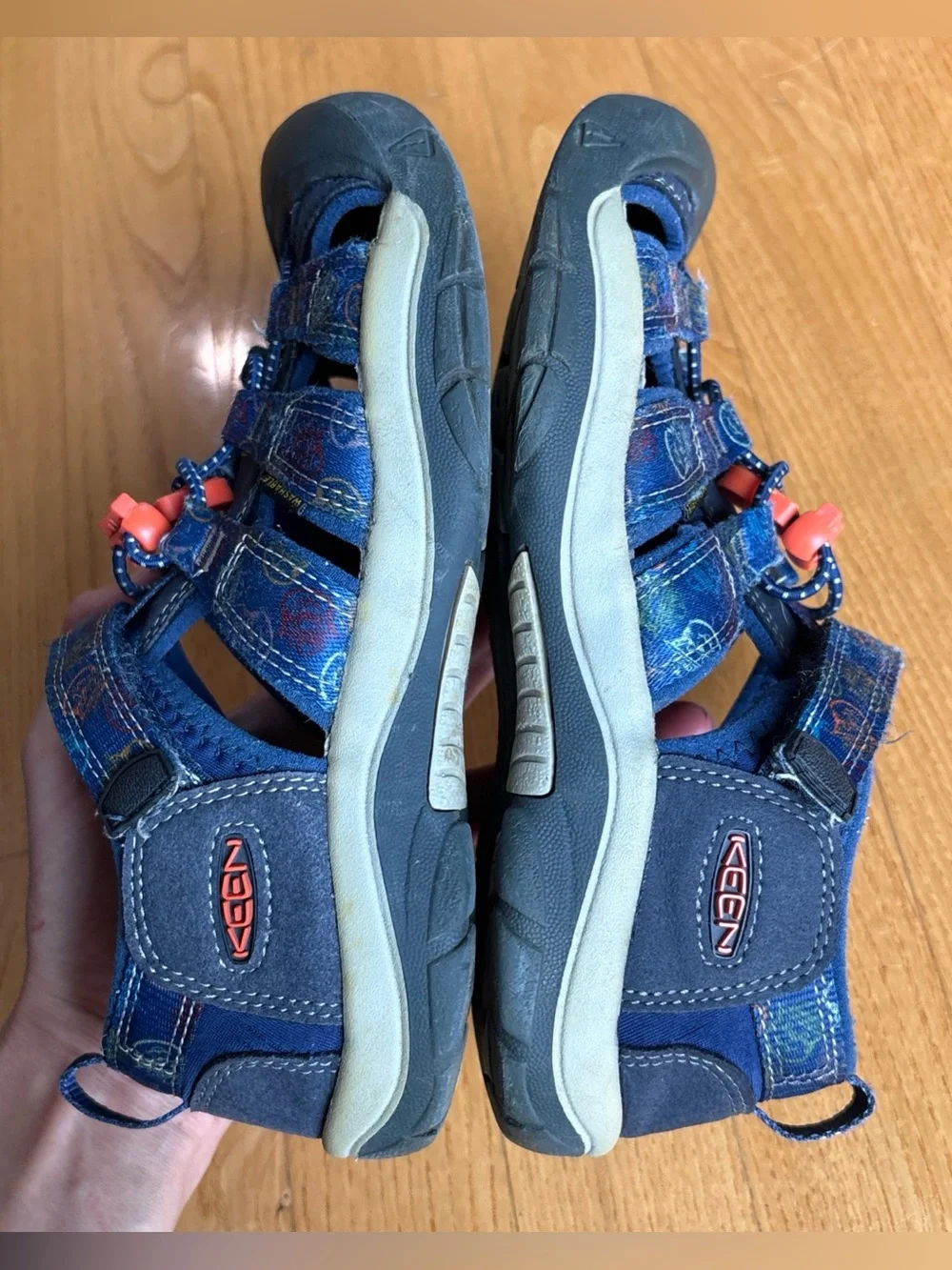 KEEN Newport H2 Blue Sandals Youth Boys Kids Sz 4 Smokey The Bear Shoes Hiking